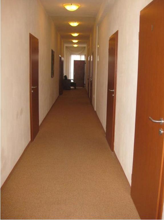 Hotel Oko Nitra Esterno foto